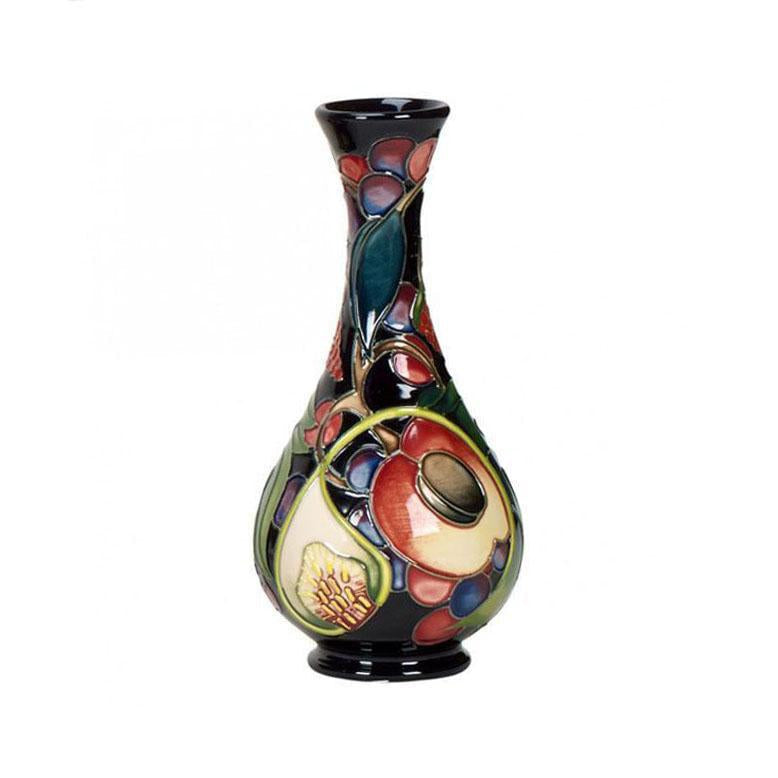 Moorcroft Queens Choice Vase MCR-154