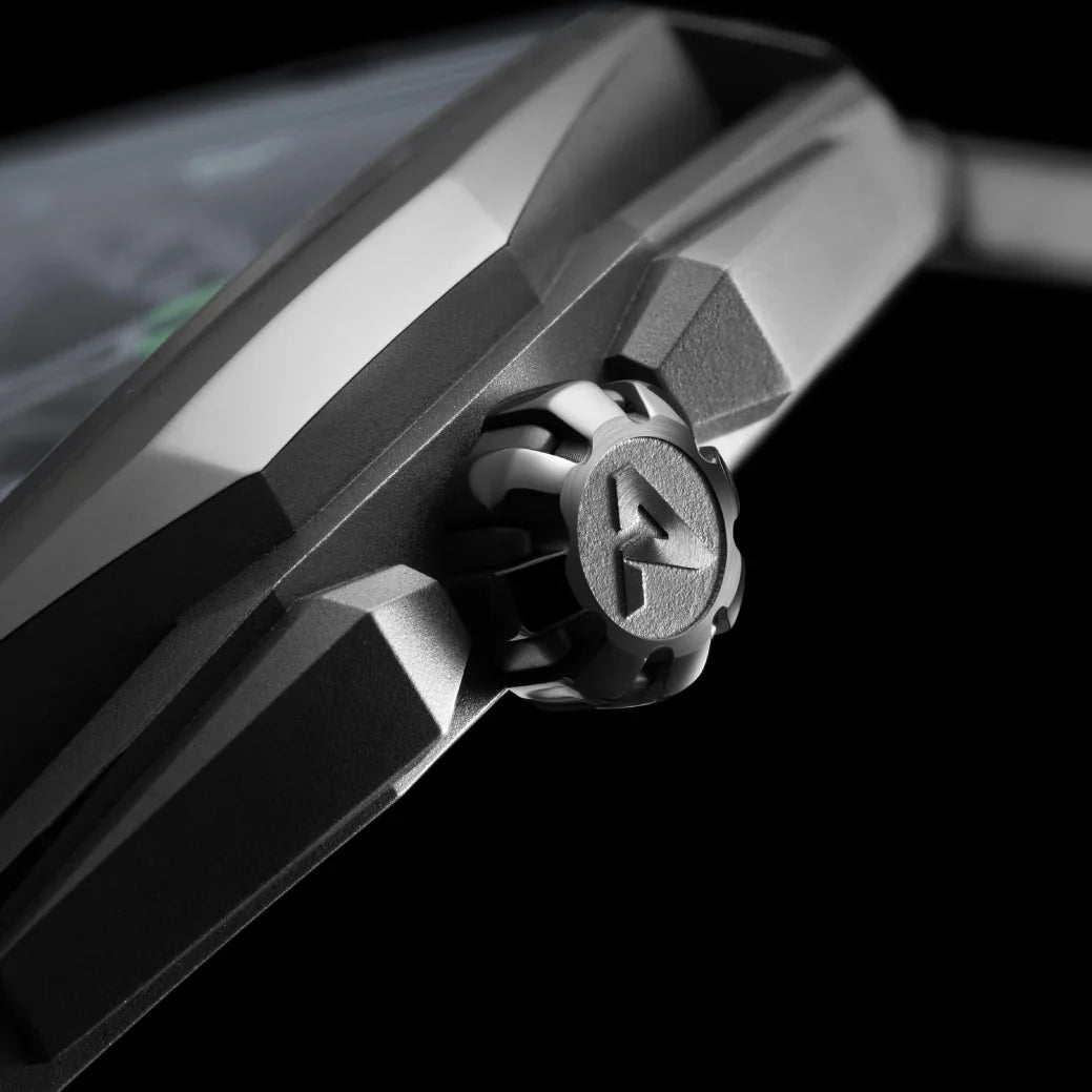 ciga-design-edge-carbon-advanced-skeleton-hunter-tourbillon-watch-z037-tigr-1g6b