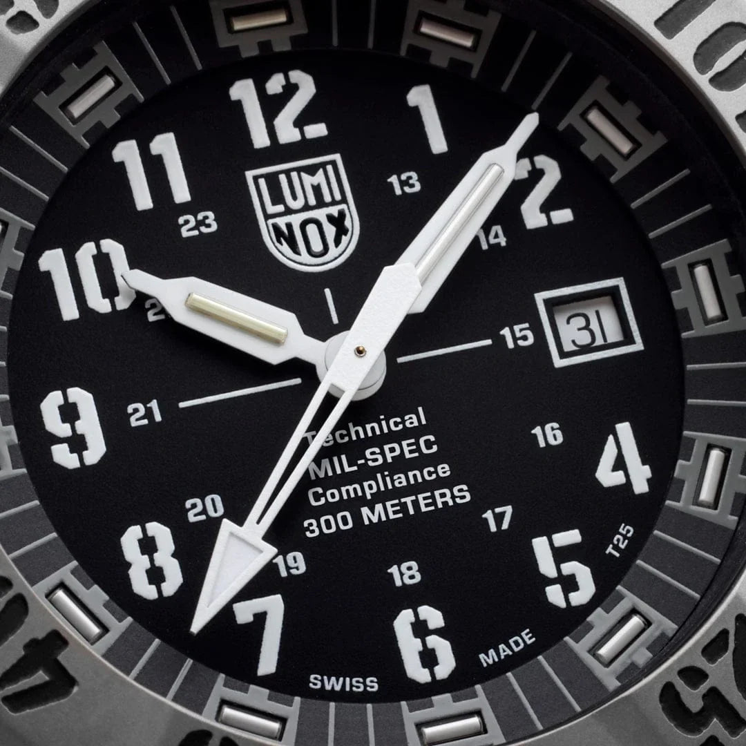 luminox-mil-spec-3350-series-watch-xl-3351-2-image