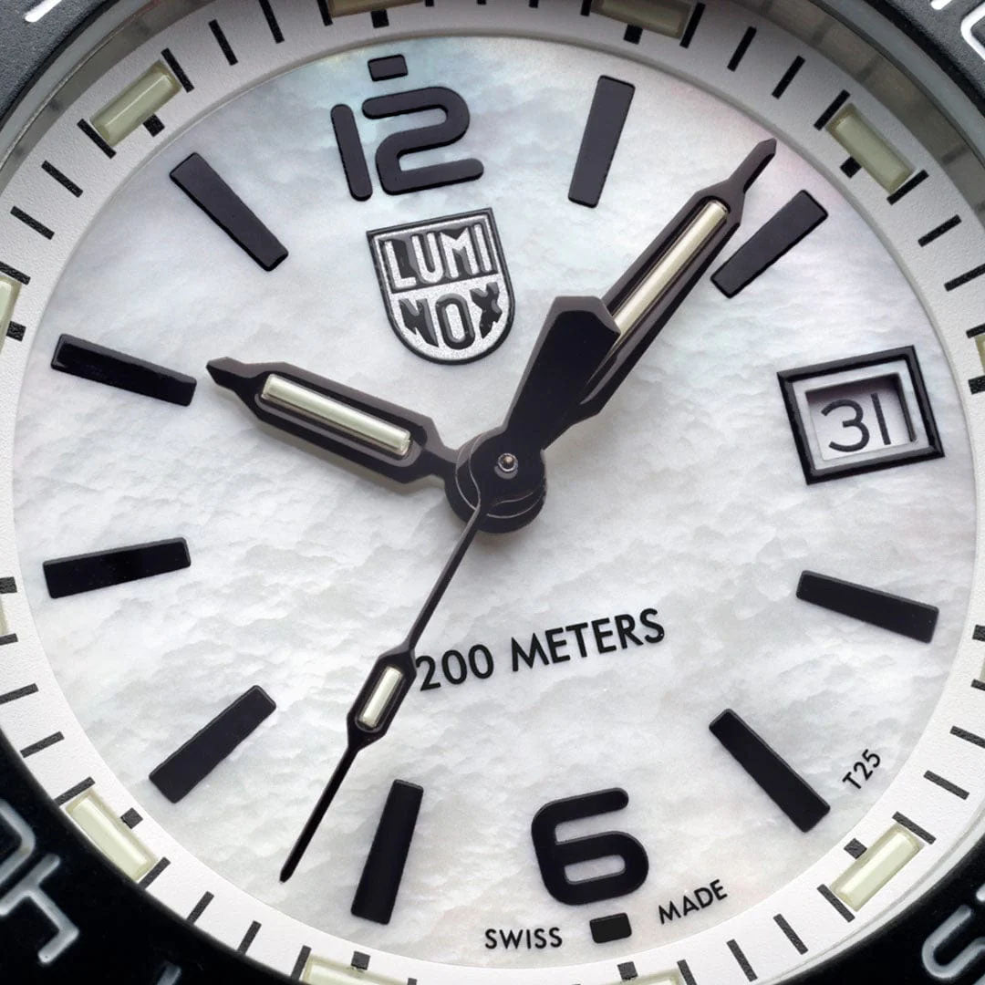 Luminox Pacific Diver Ripple Collection 3120M Series Watch XS.3126M Image 5