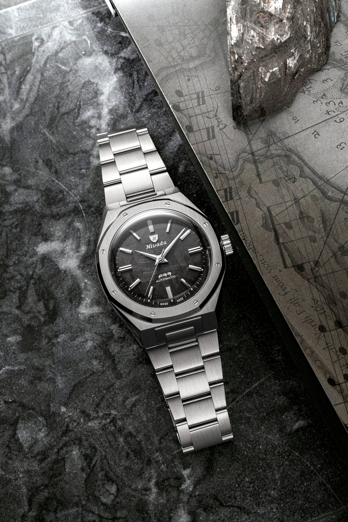 nivada-grenchen-f77-meteorite-mk2-38mm-no-date-watch-68049a77-image