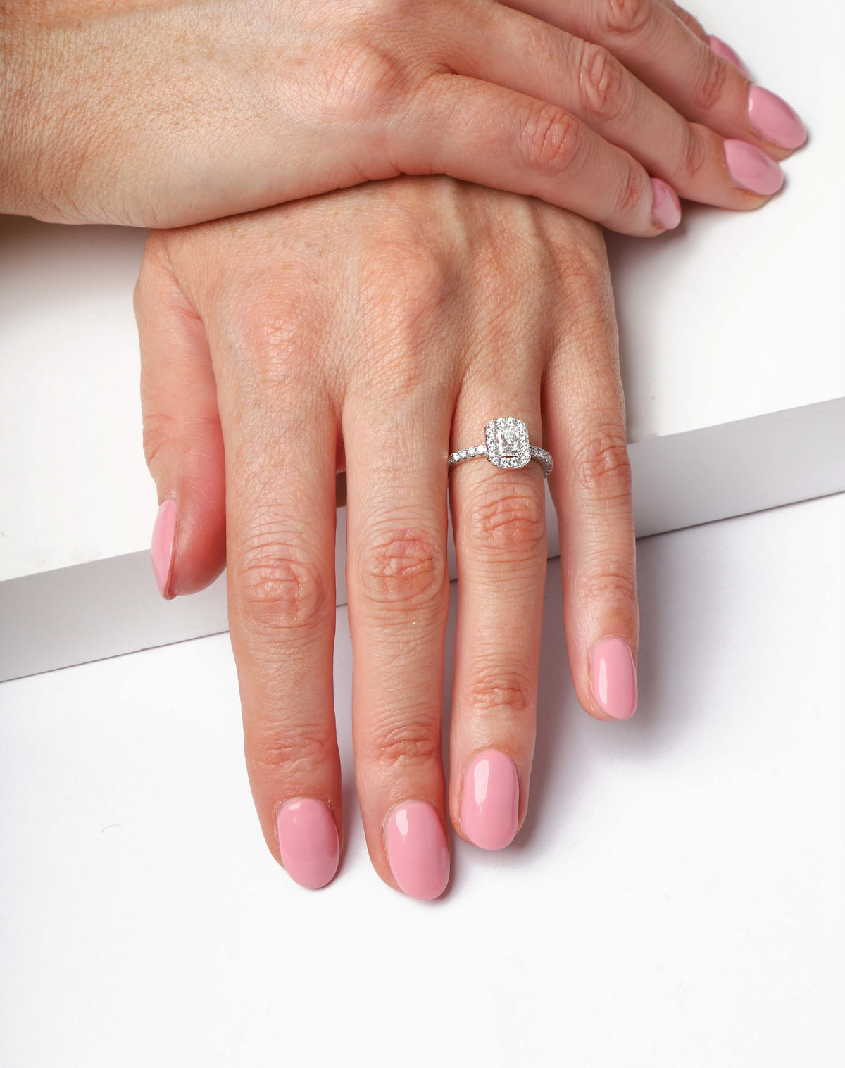 18ct White Gold 1.05ct Diamond Halo Ring – Image 3