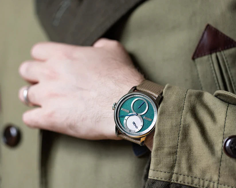 louis-erard-le-regulateur-louis-erard-x-kudoke-green-limited-edition-watch-85237aa49-bva178