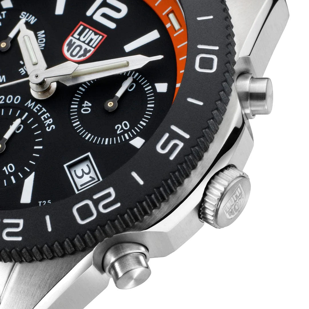 Luminox Pacific Diver Chronograph 44mm 3140 Series Black Orange Watch XS.3149.SET Image 5