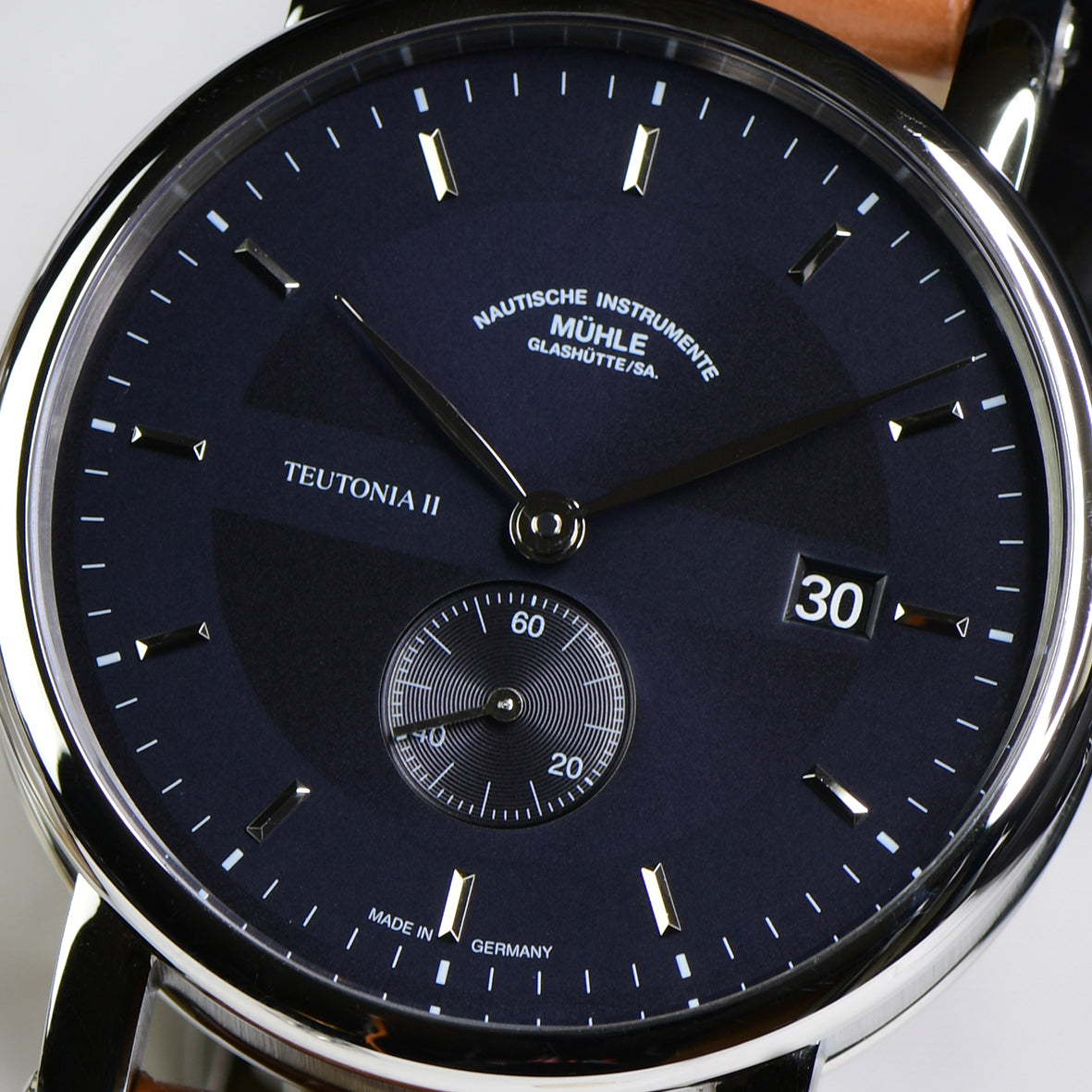 Muhle Glashutte Teutonia II Kleine Sekunde Watch M1-33-42-LB Image 4