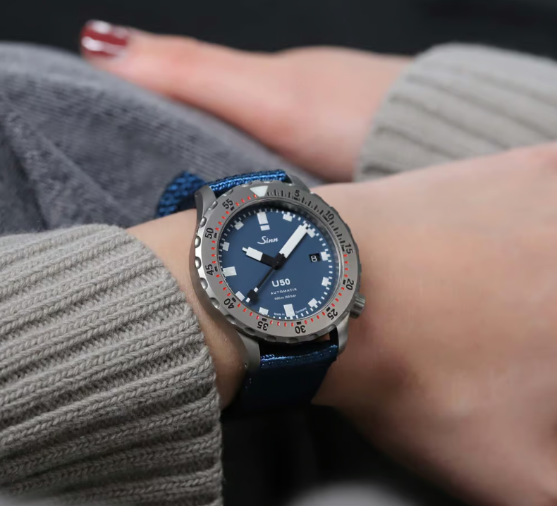 sinn-u50-b-watch-1050-0301-silicone-image