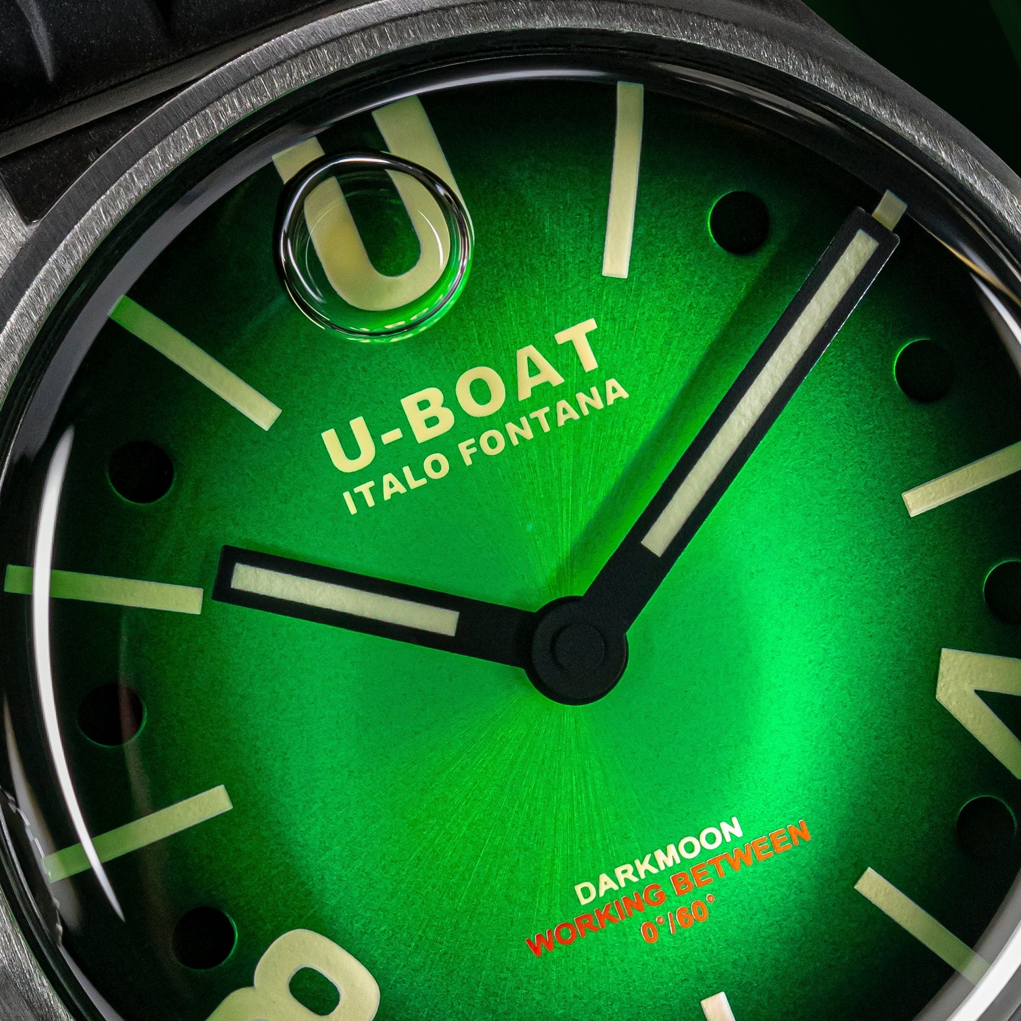U-Boat Darkmoon  41.5mm Green SS Soleil Watch 9502/B Image 4